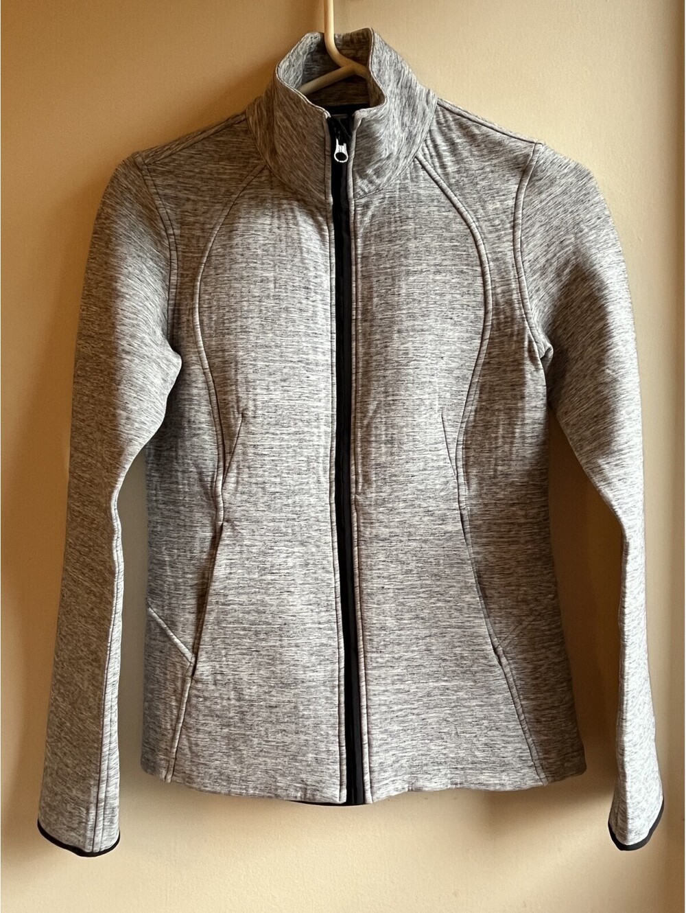 Lululemon Define Jacket (Luon) Women's Size 4, Heather Grey, Full Zip Slim Fit